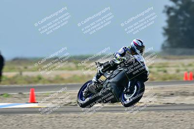 media/Apr-18-2025-TrackDaz (Fri) [[45f5874c44]]/A Group/Session 1 (Turn 7)/